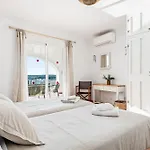 Casa De Olives By Escape
